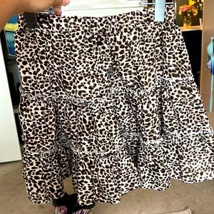 printed brown and white skirt so adorbs